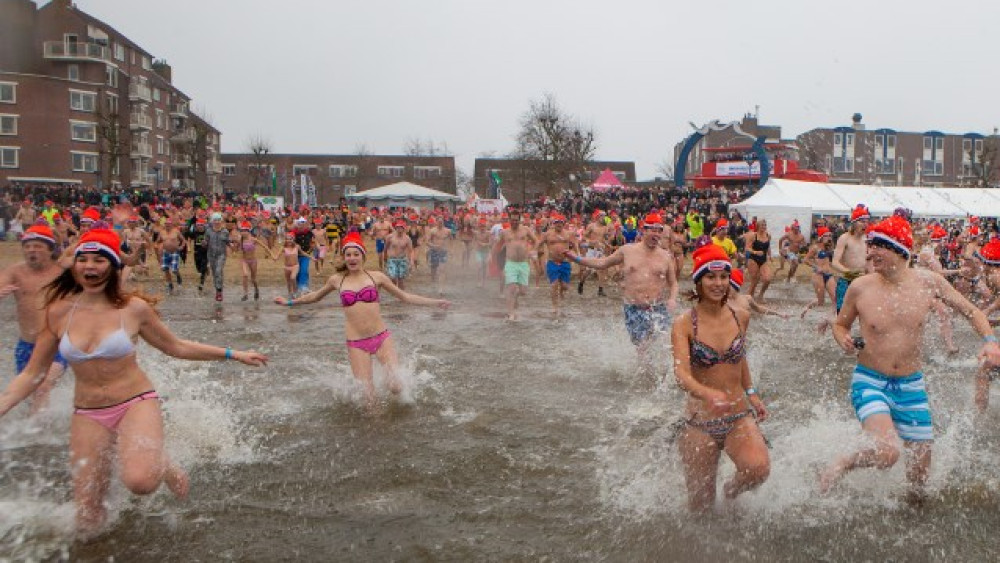 Nieuwjaarsduik Huizen