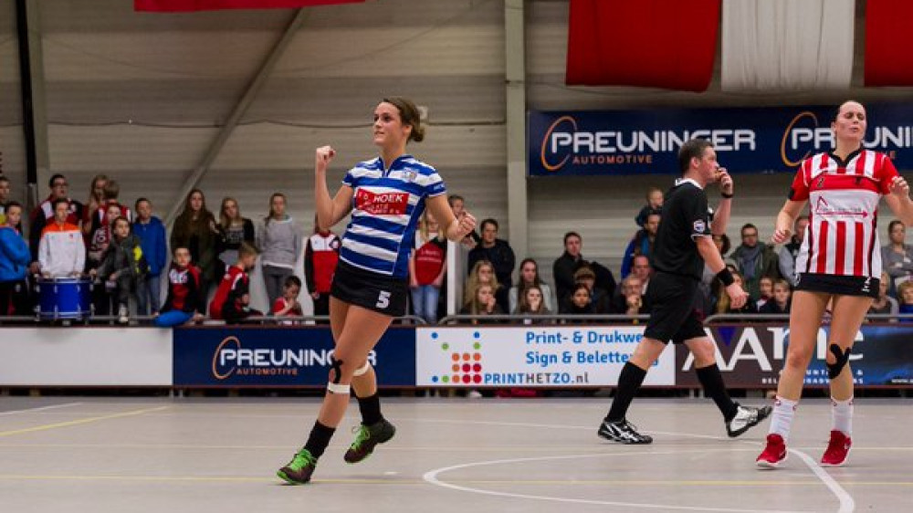 Loraine Vissers in Korfbal