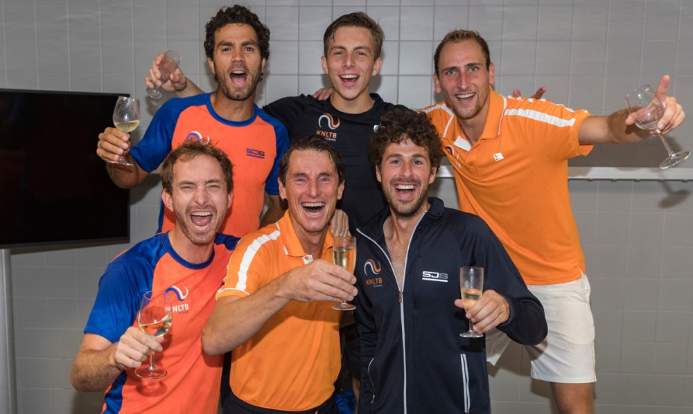 Davis Cup juichen