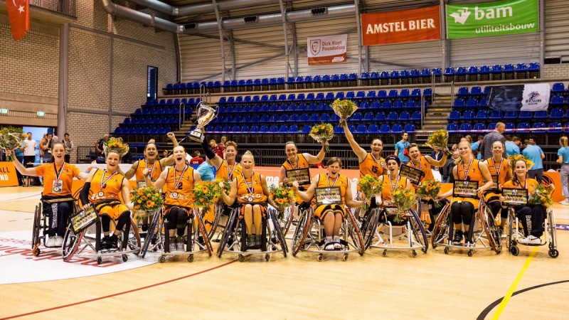 Rolstoelbasketbaldames winnen EK foto: Rollt. Magazin