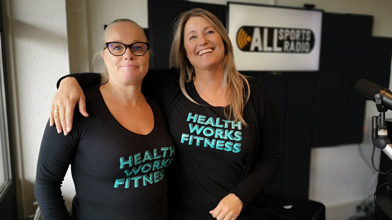 090922 Health Works Fitness legt uit #2