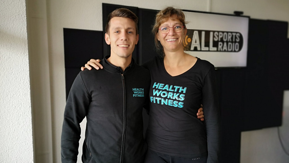 141022 Health Works Fitness legt uit met Dimos Galinos en Nicole Smit