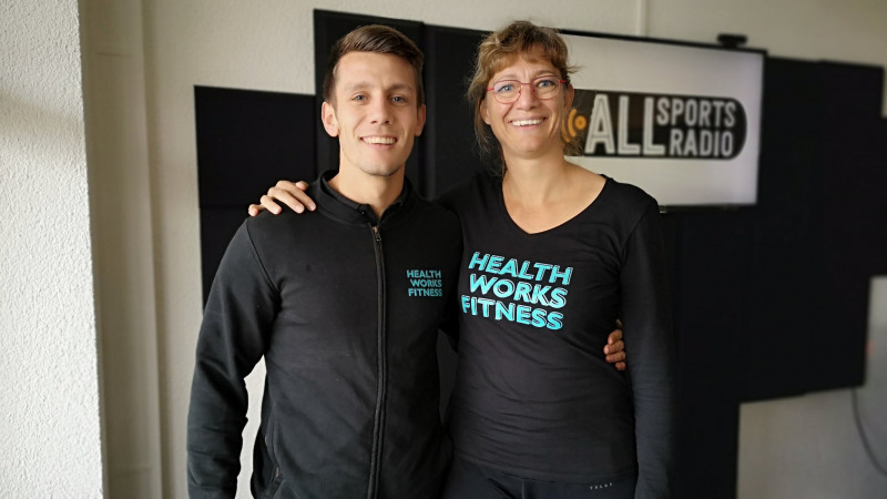 141022 Health Works Fitness legt uit met Dimos Galinos en Nicole Smit