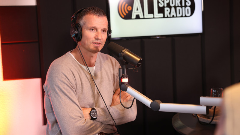 Richard Krajicek in de studio