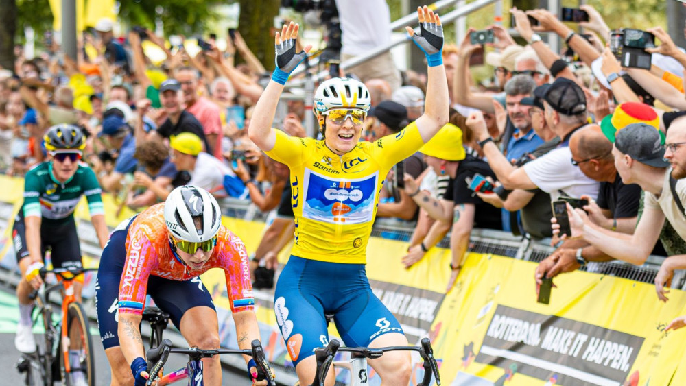 Tour de France Femmes 2024 finish etappe 2 Foto: Tim van Hengel