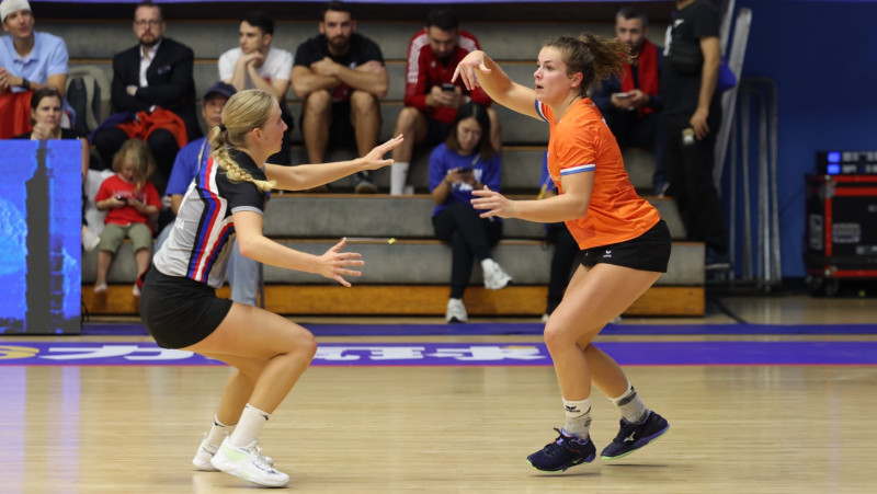 Fleur Hoek in actie bij Oranje Foto: Marco Spelten