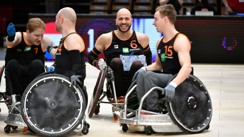 rolstoelbasketballer 