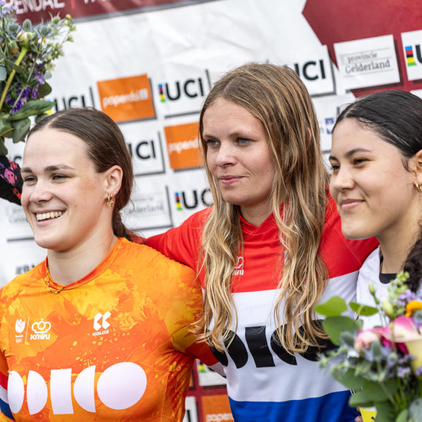 World Cup BMX Papendal 2025 podium U23 vrouwen Foto: UCI BMX Racing World Cup 2025