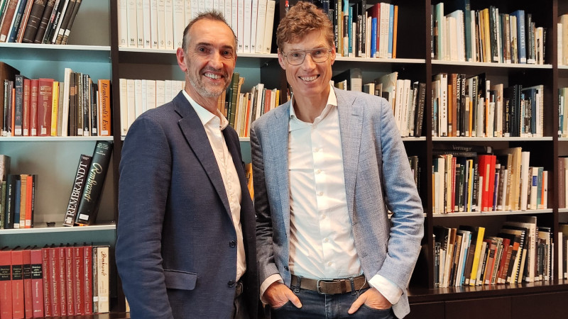 Peter Blangé en Bas van de Goor in Mauritshuis