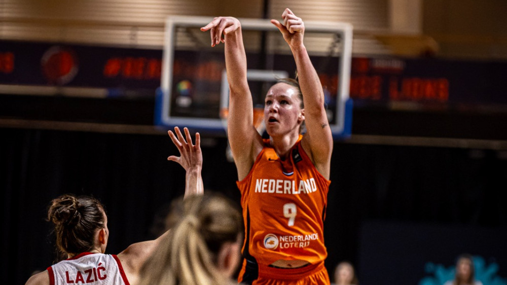 Esther Fokke in actie tijdens EK-kwalificatieduel met Estland 12 november 2025 Foto: YDA Photography / Basketball.nl