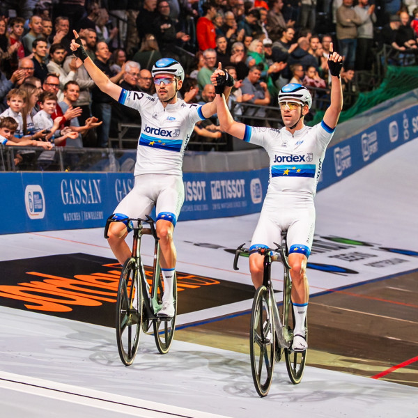 Hoppezak en Dorenbos winnen WielerZesdaagse Rotterdam Foto: Stephan Tellier