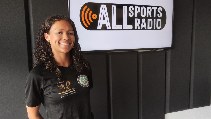 Alyssia Voorduin in Studio 1 Stock