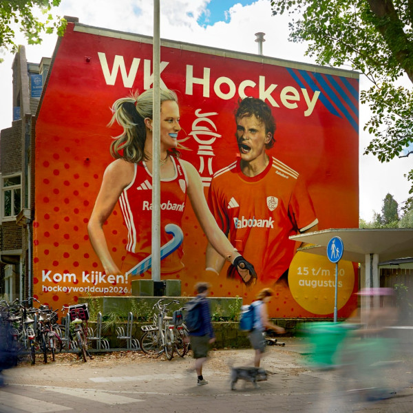 Mural Amsterdamse Bos met Felice Albers en Floris Middendorp Foto: Topsport Amsterdam