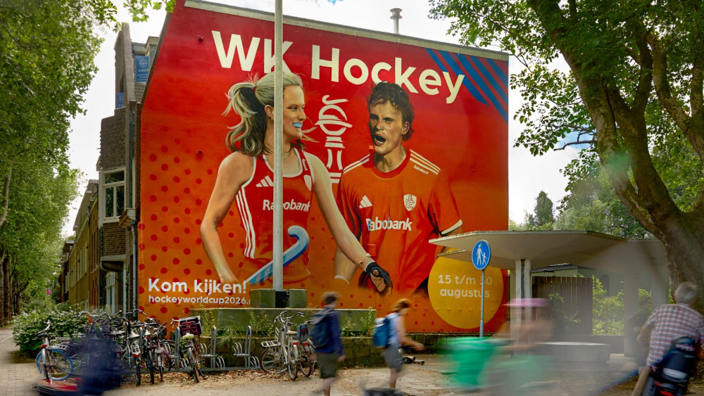 Mural Amsterdamse Bos met Felice Albers en Floris Middendorp Foto: Topsport Amsterdam